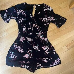 Candie's Black and Pink Floral Top